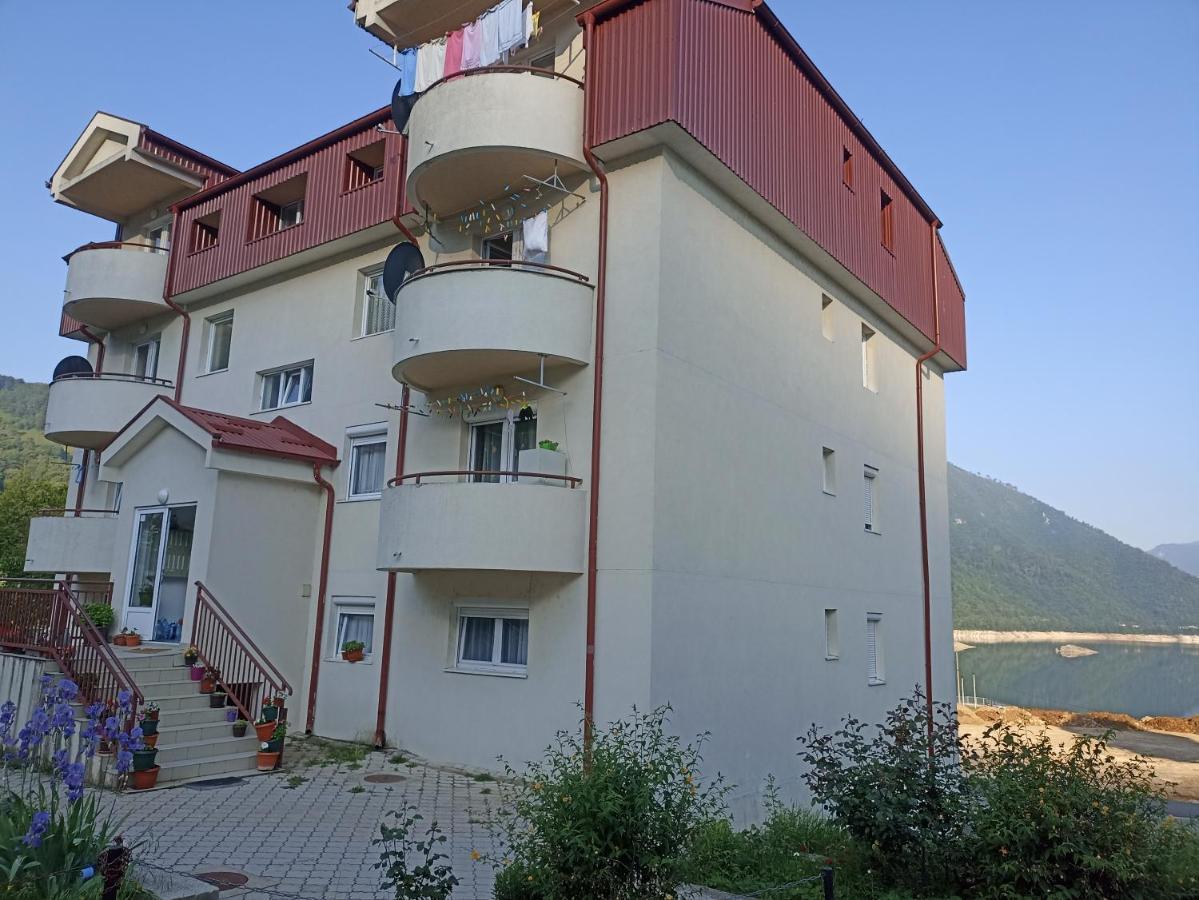Apartment Lake Story Pluzine Exterior photo